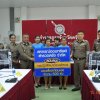 วันที่ 15 ส.ค. 61 พลตำรวจตรี สมพงศ์. ทองใบ  ผู้บังคับการตำรวจภูธรจังหวัดตรัง   รับมอบเสื้อสะท้อนแสง โดย มี พันตำรวจโท สมการณ์. สมาพงค์ ประธาน  กรรมการ พร้อมกรรมการ เจ้าหน้าที่ โครงการจัดหาอุปกรณ์สนับสนุนการปฏิบัติหน้าที่ของข้าราชการตำรวจ
